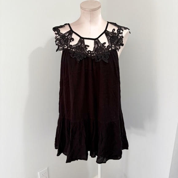 Lulu’s Lace Shoulder Black Mini Dress Size Small Little Black Dress - Picture 2 of 16